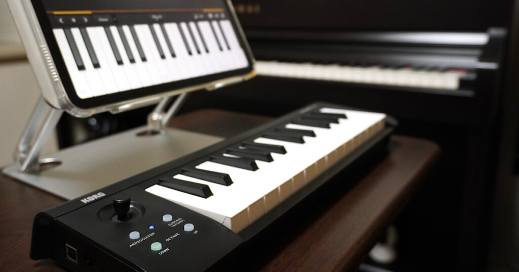 神戸三宮の大人向けピアノレッスンで使用しているiPadとMIDIキーボードによる練習環境